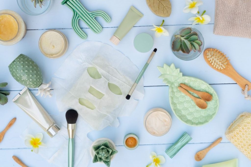 10 Organic Makeup Brands That Are Totally Underrated