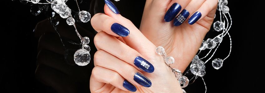 Acrylic colors for nail art have revolutionized the beauty and fashion industry. These products provide a durable, versatile, and vibrant medium for creating stunning nail art.