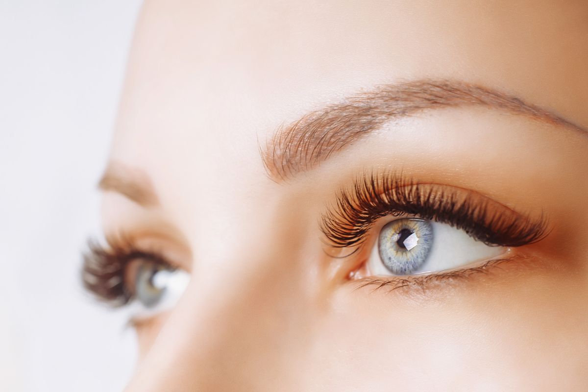 60 Best Lash Quotes for Instagram and More