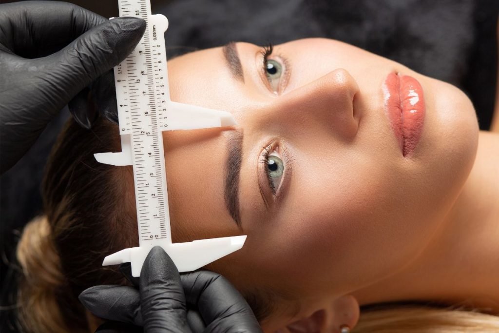 Where Should Your Eyebrows Start? The Right Placement Guide