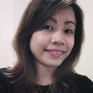 Corinne Grace's author image, the lead writer for the SalonSuitesPB.com blog.